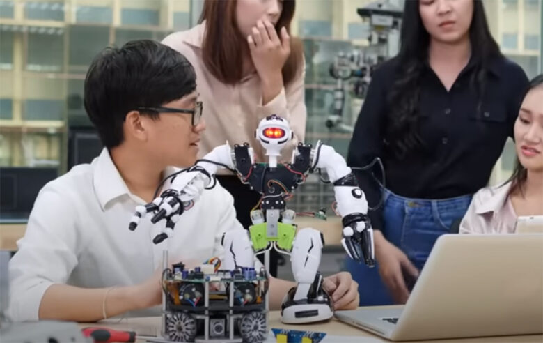 META MACHINE LEARNING ENGINEER VS SOFTWARE ENGINEER MACHINE LEARNING visual data 5